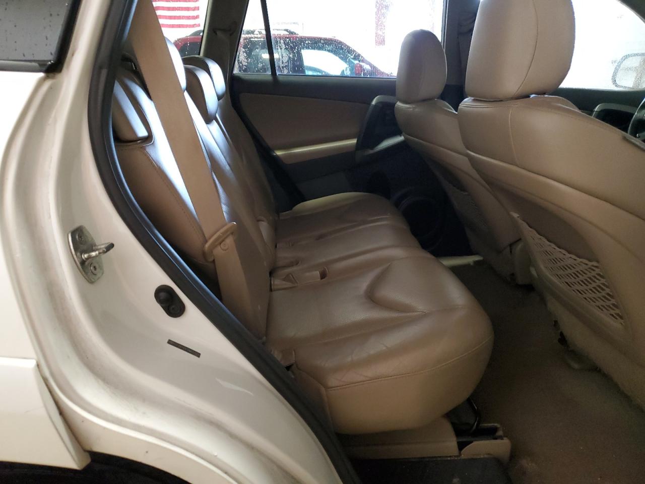 2010 Toyota RAV 4 - Image 10