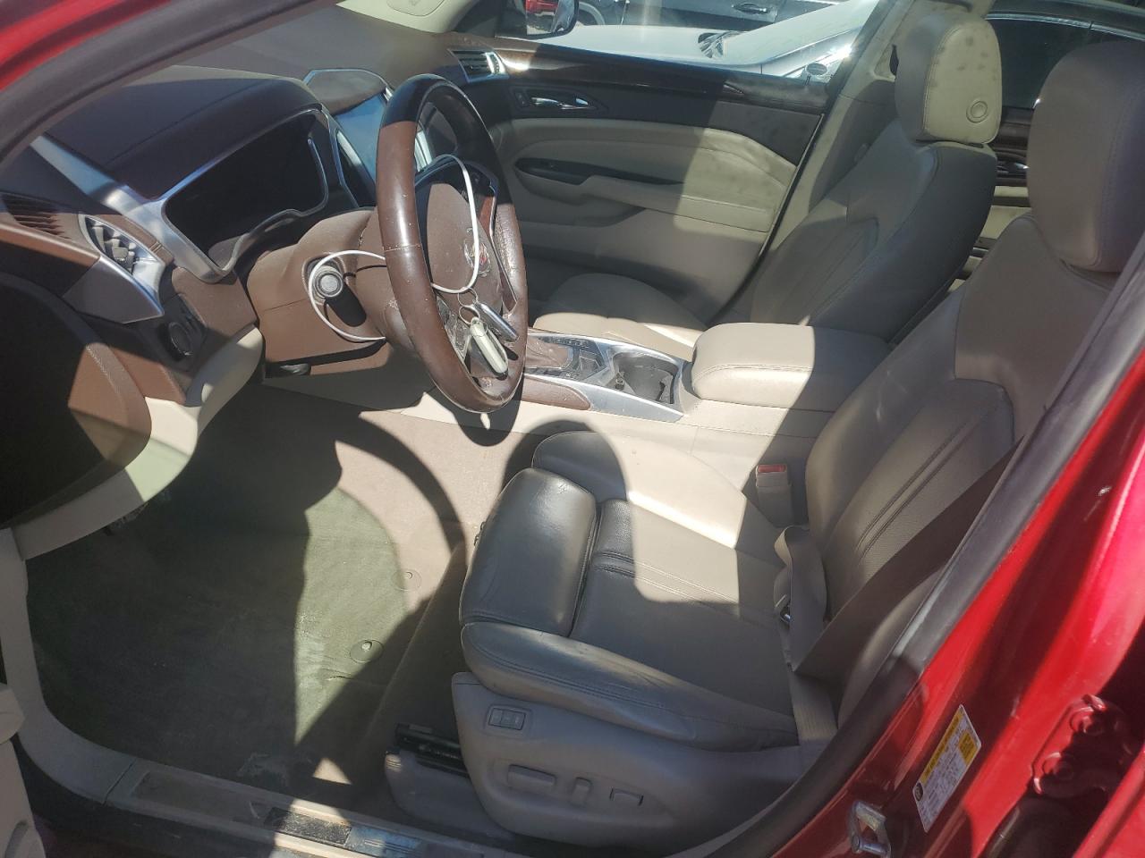 2015 Cadillac SRX - Image 7