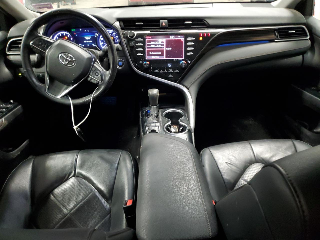 2019 Toyota Camry - Image 8