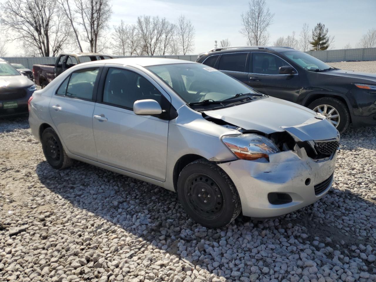 2010 Toyota Yaris - Image 4