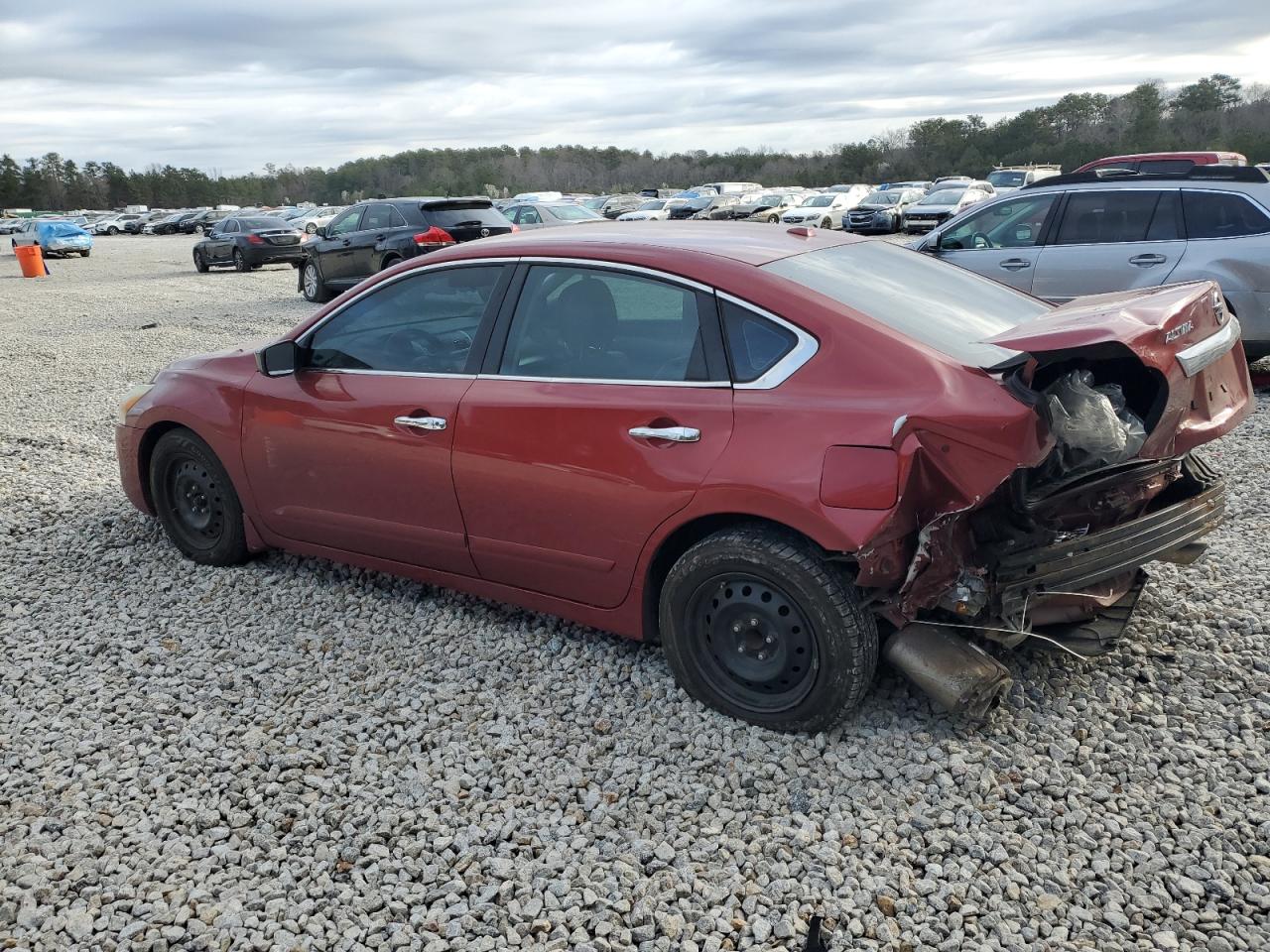 2015 Nissan Altima - Image 2