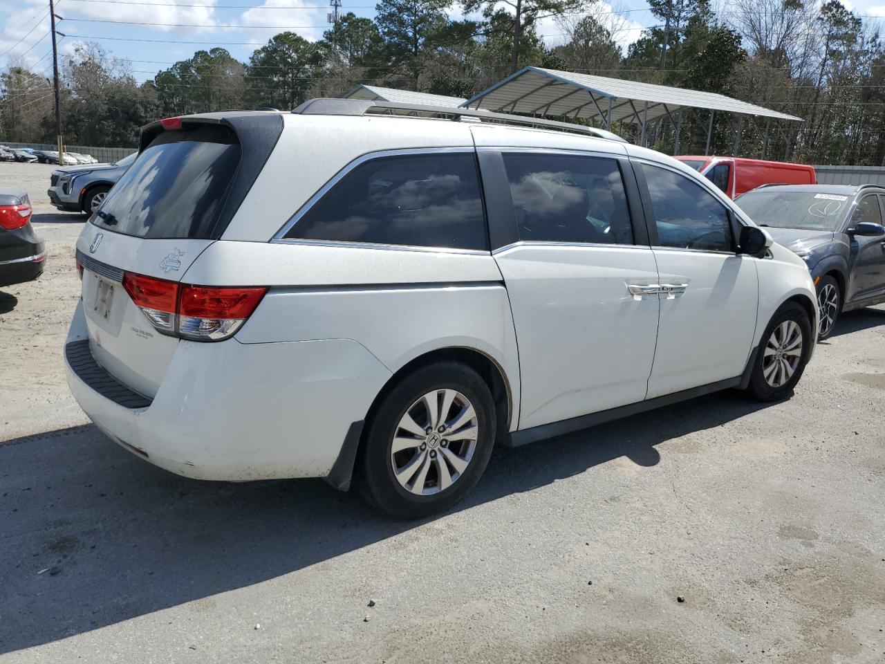 2015 Honda Odyssey - Image 3