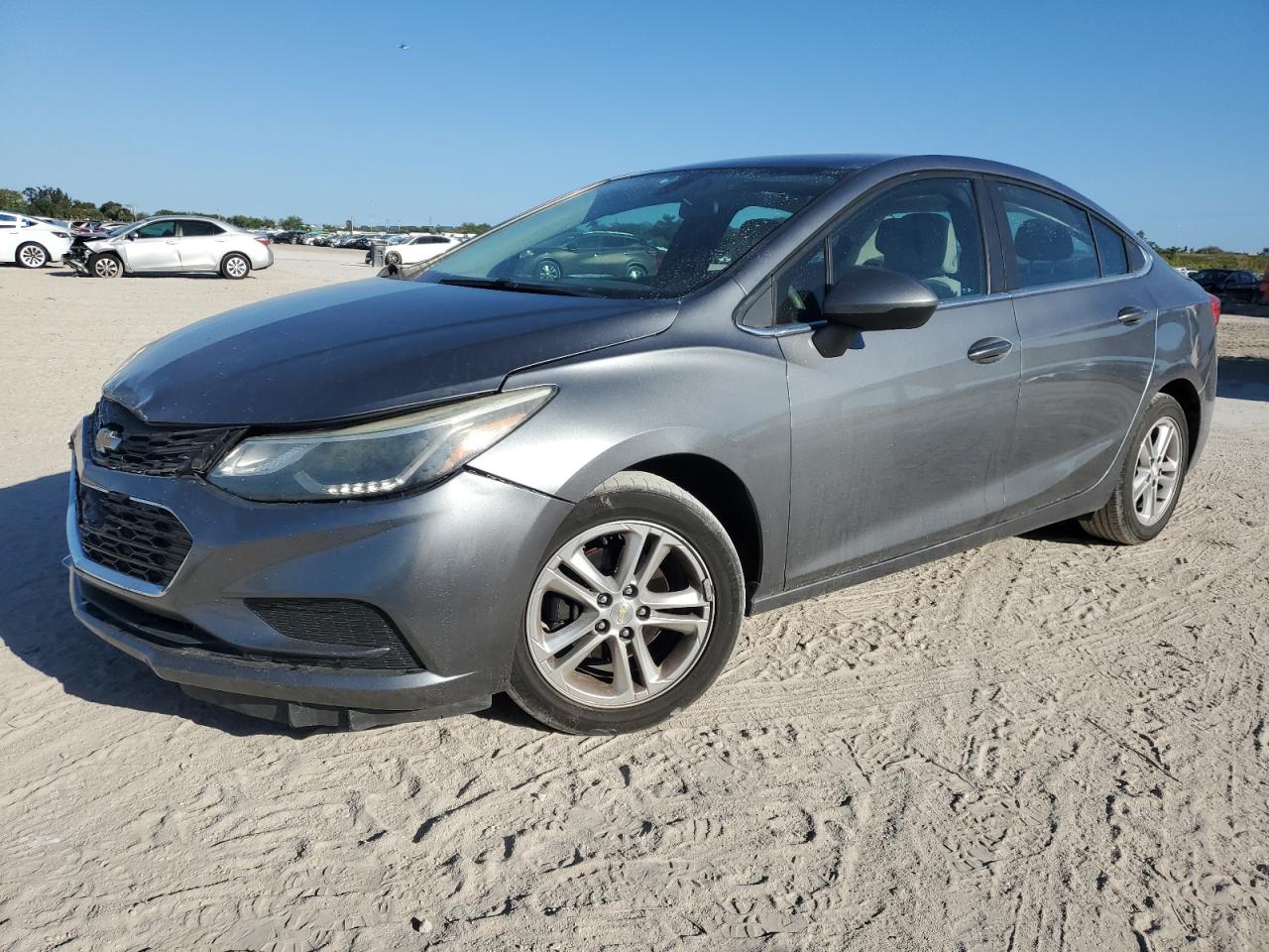 2018 Chevrolet Cruze - Image 1