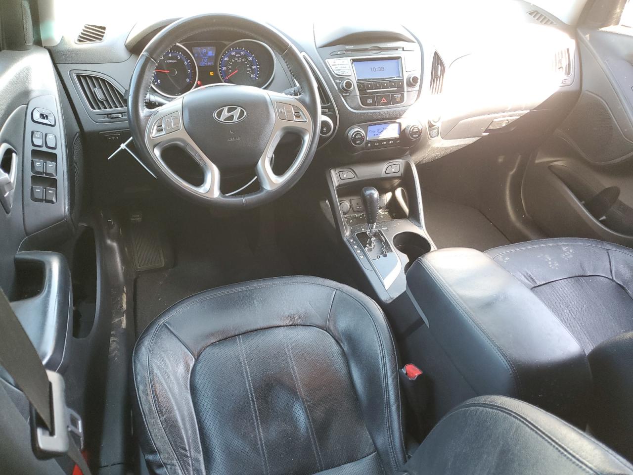 2012 Hyundai Tucson - Image 8
