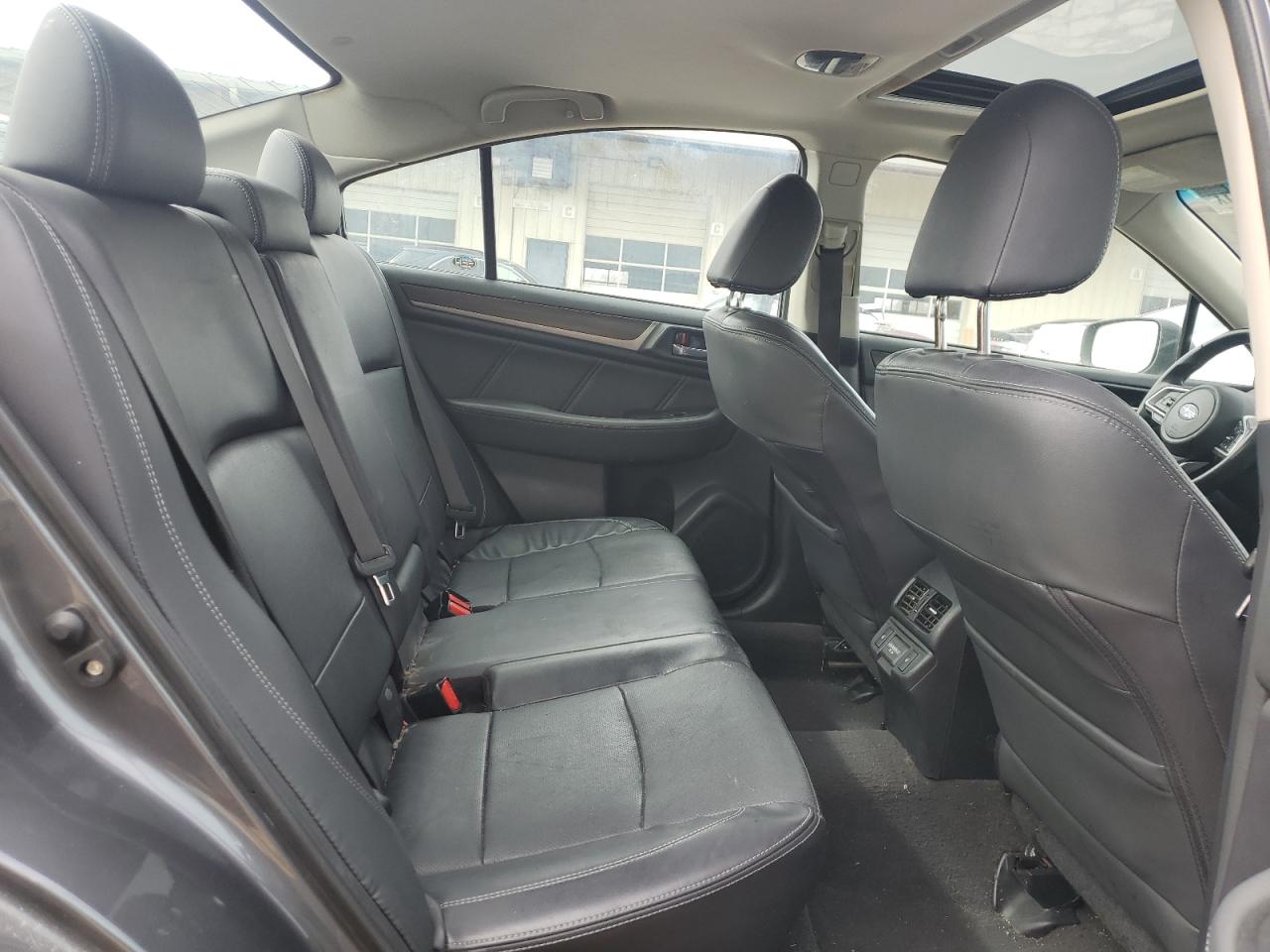 2018 Subaru Legacy 3.6R Limited VIN: 4S3BNEN69J3030277 Lot: 49582135