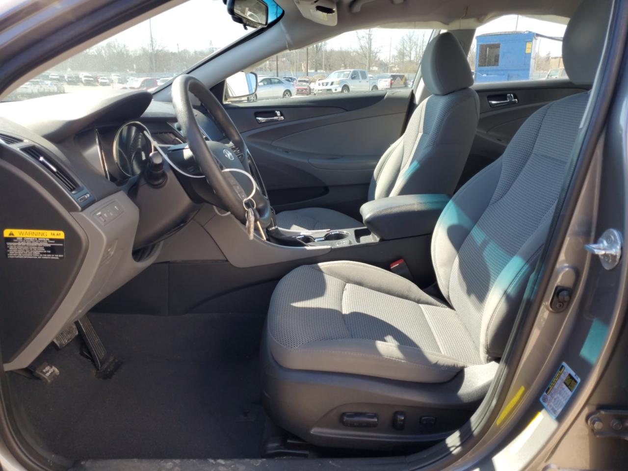 2013 Hyundai Sonata - Image 7