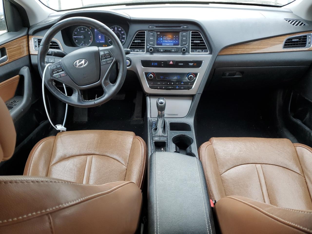 2015 Hyundai Sonata - Image 8