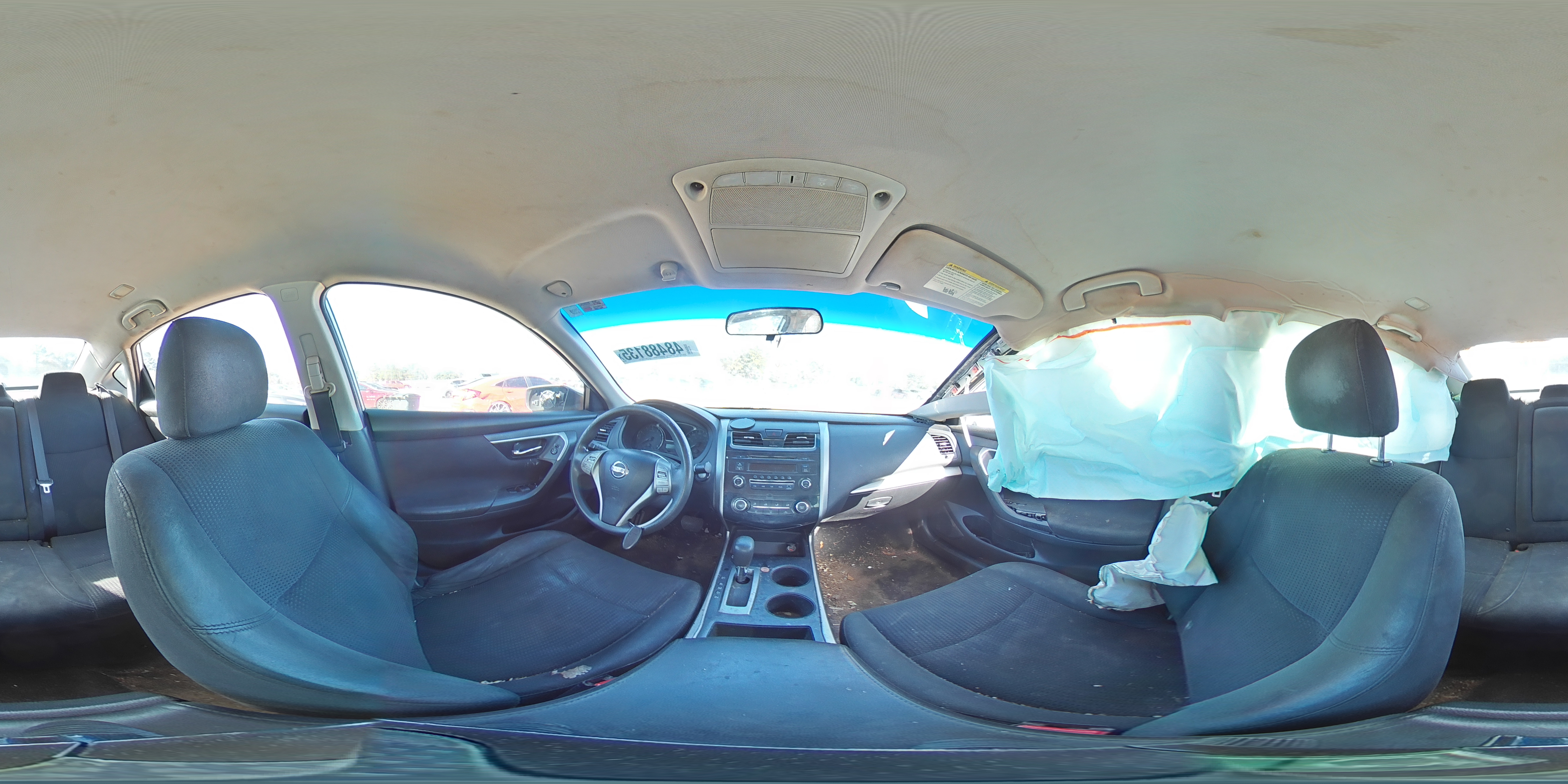 2015 Nissan Altima - Image 13