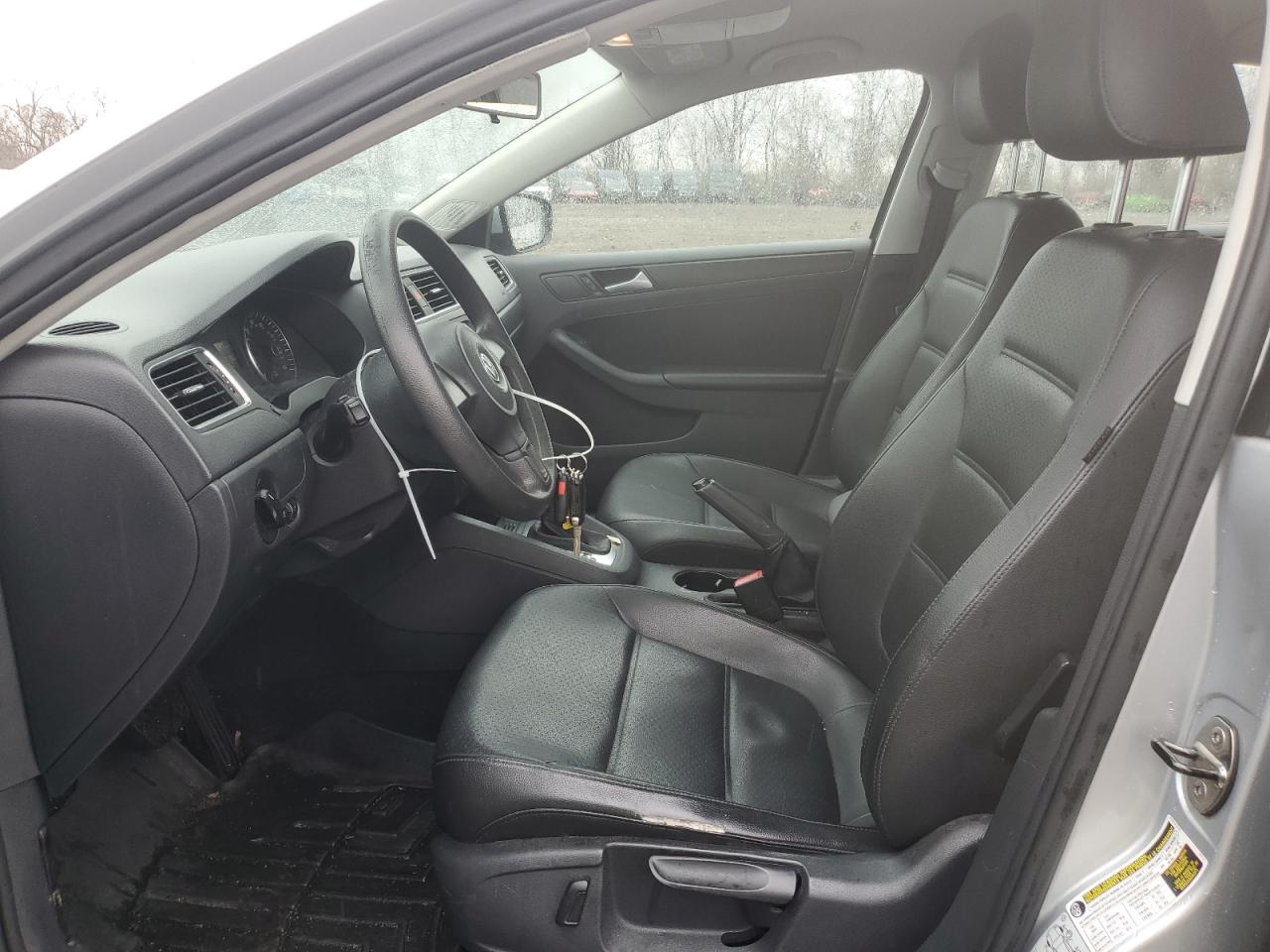 2014 Volkswagen Jetta - Image 7
