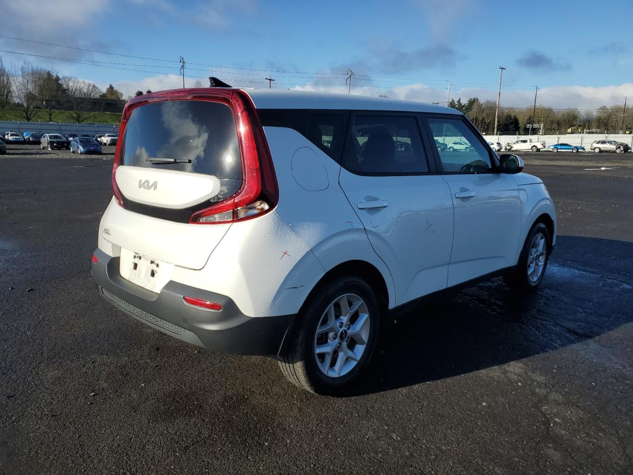 2022 Kia Soul - Image 3