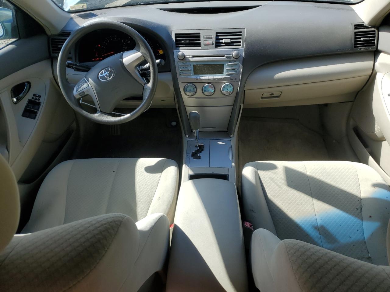 2009 Toyota Camry - Image 8