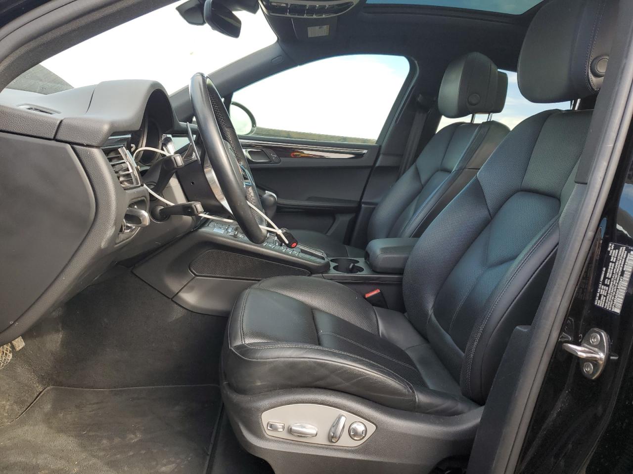 2019 Porsche Macan - Image 7
