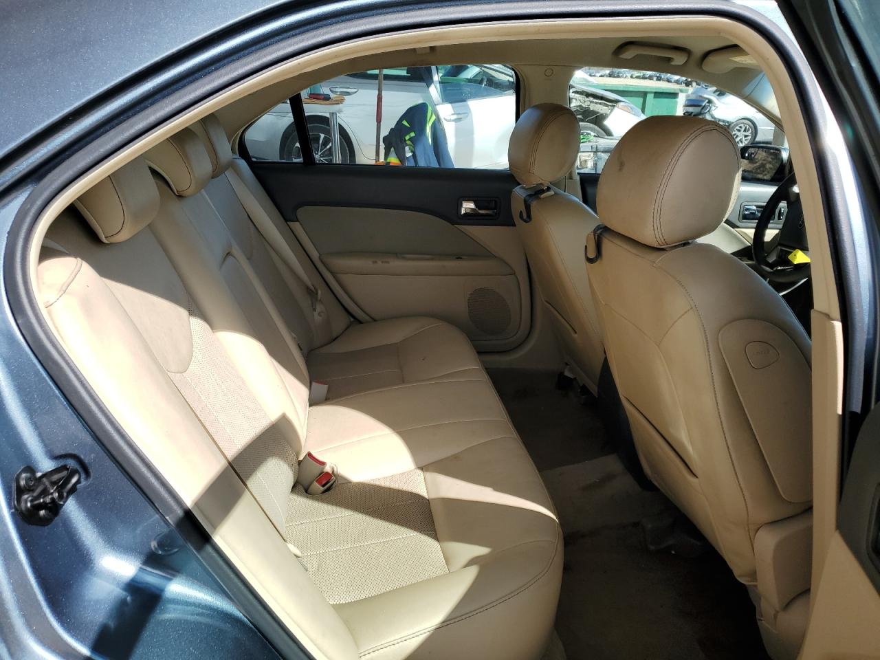 2012 Ford Fusion - Image 10