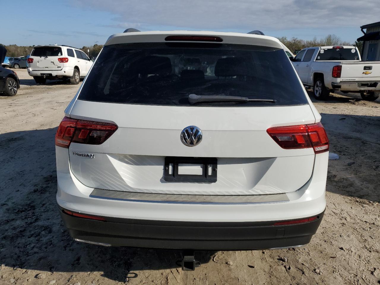 2019 Volkswagen Tiguan - Image 6