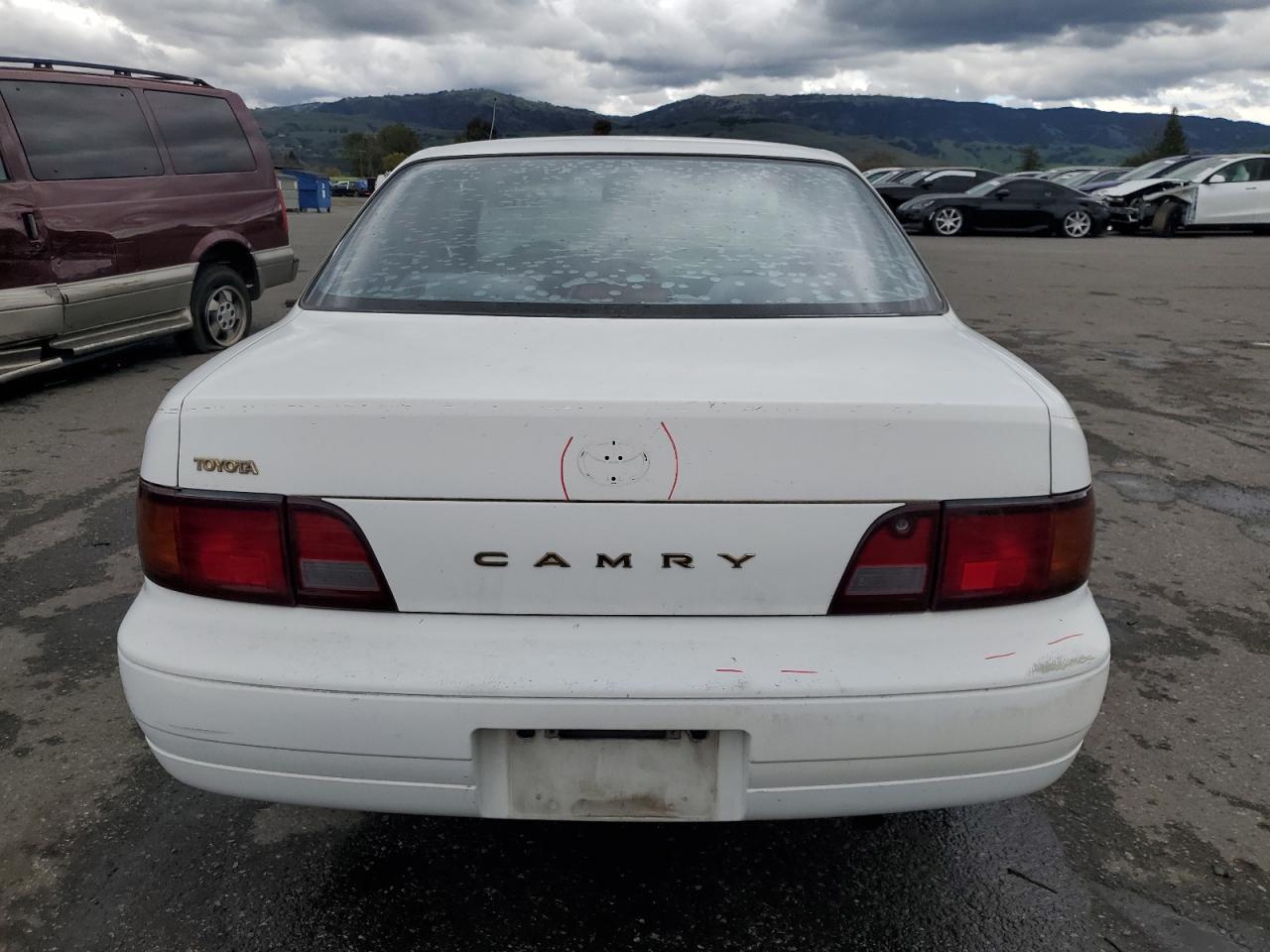 1996 Toyota Camry - Image 6