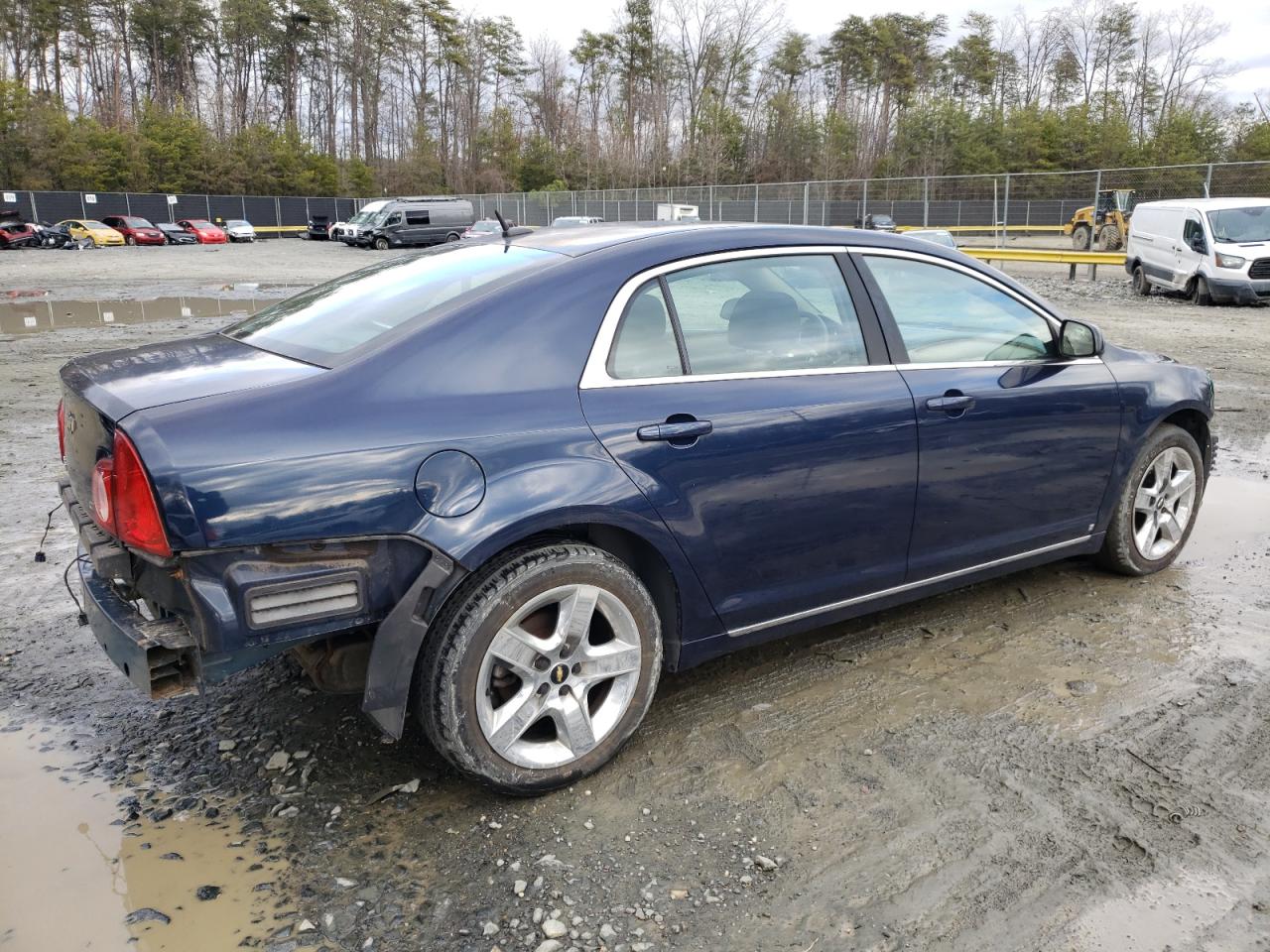 2009 Chevrolet Malibu - Image 3