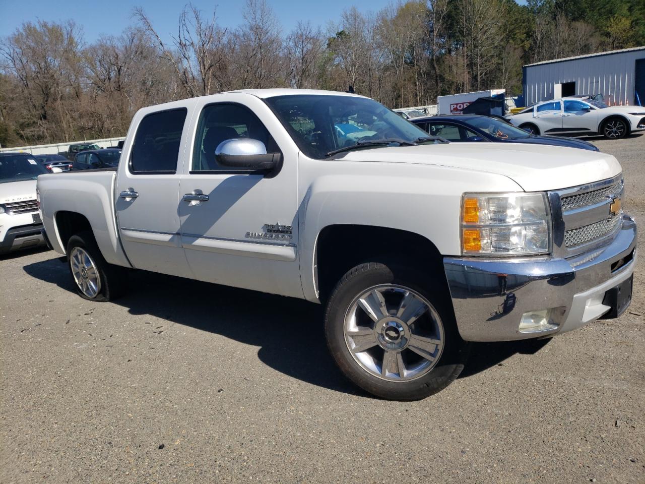 2013 Chevrolet Silverado - Image 4