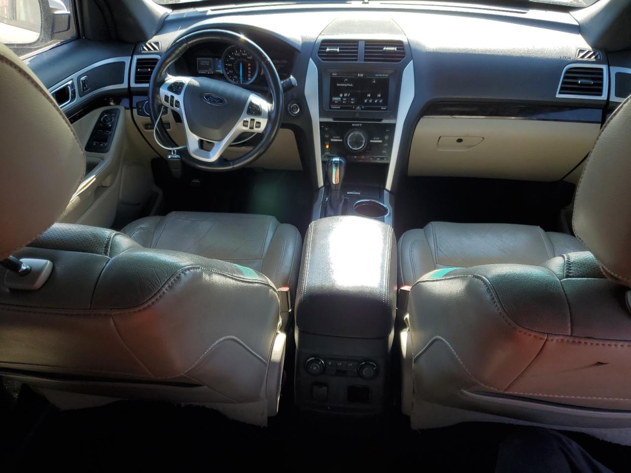 2011 Ford Explorer - Image 8