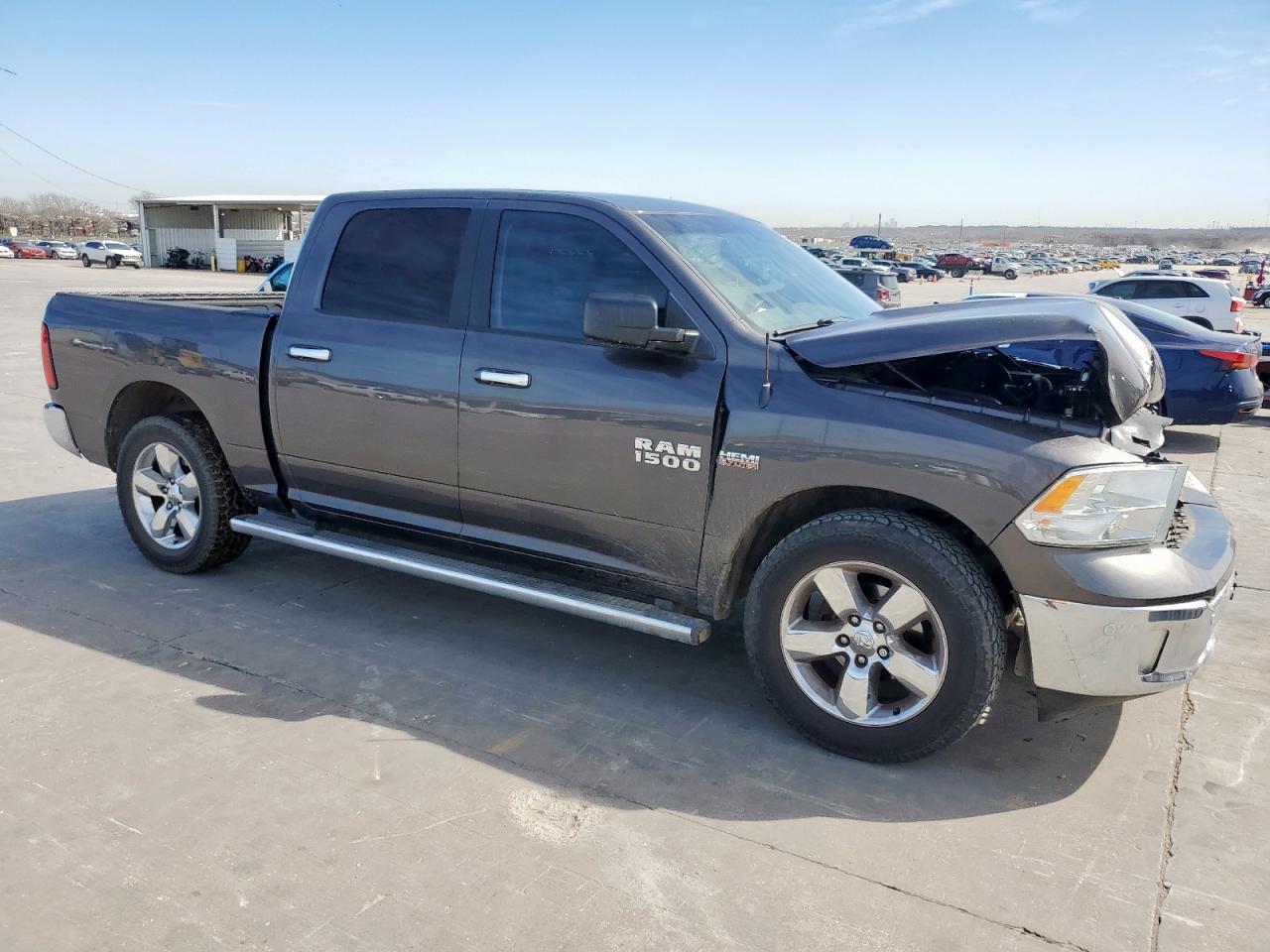 2014 RAM 1500 - Image 4