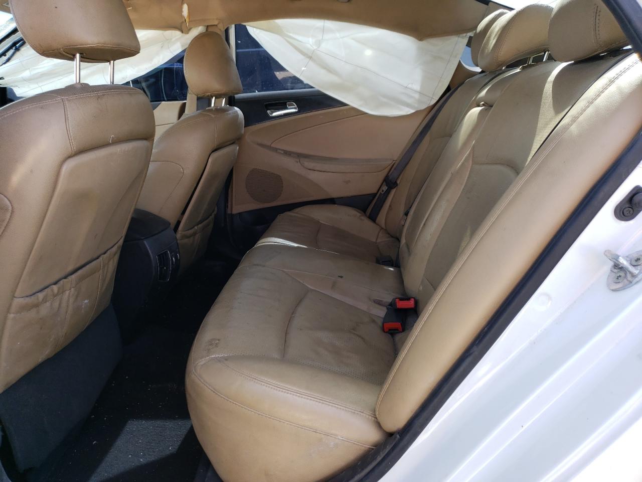 2014 Hyundai Sonata - Image 10