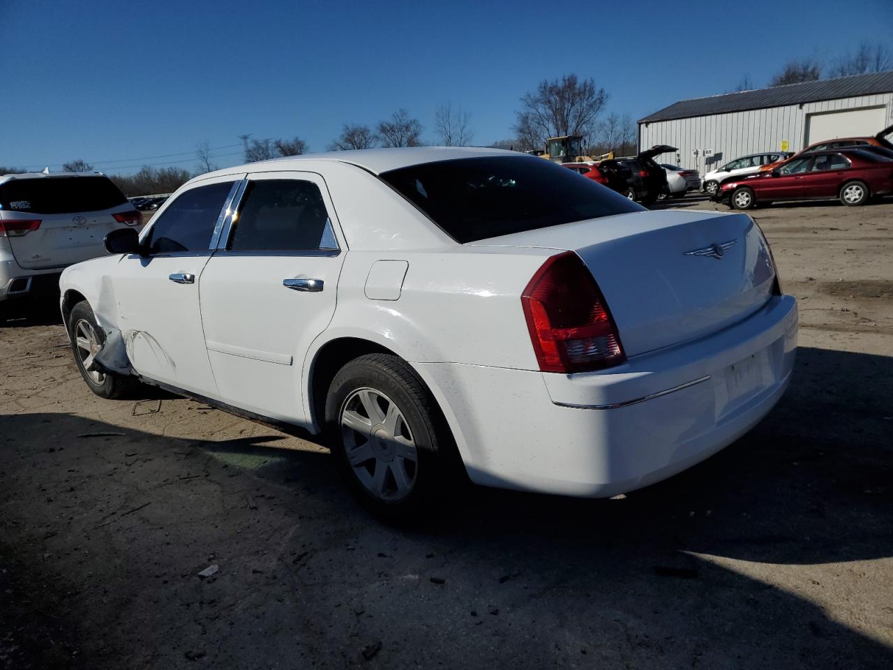 2005 Chrysler 300 - Image 2