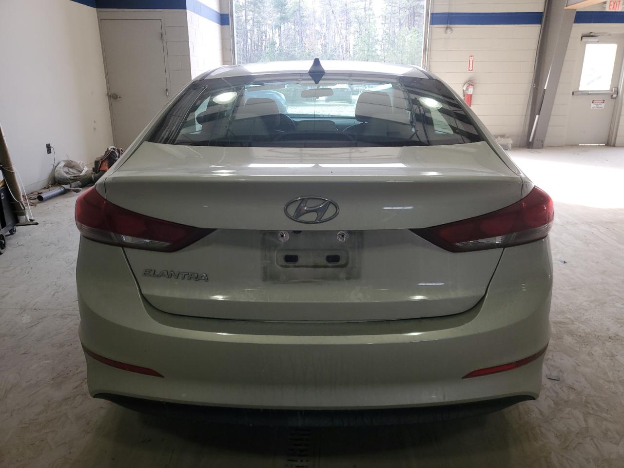 2017 Hyundai Elantra - Image 6