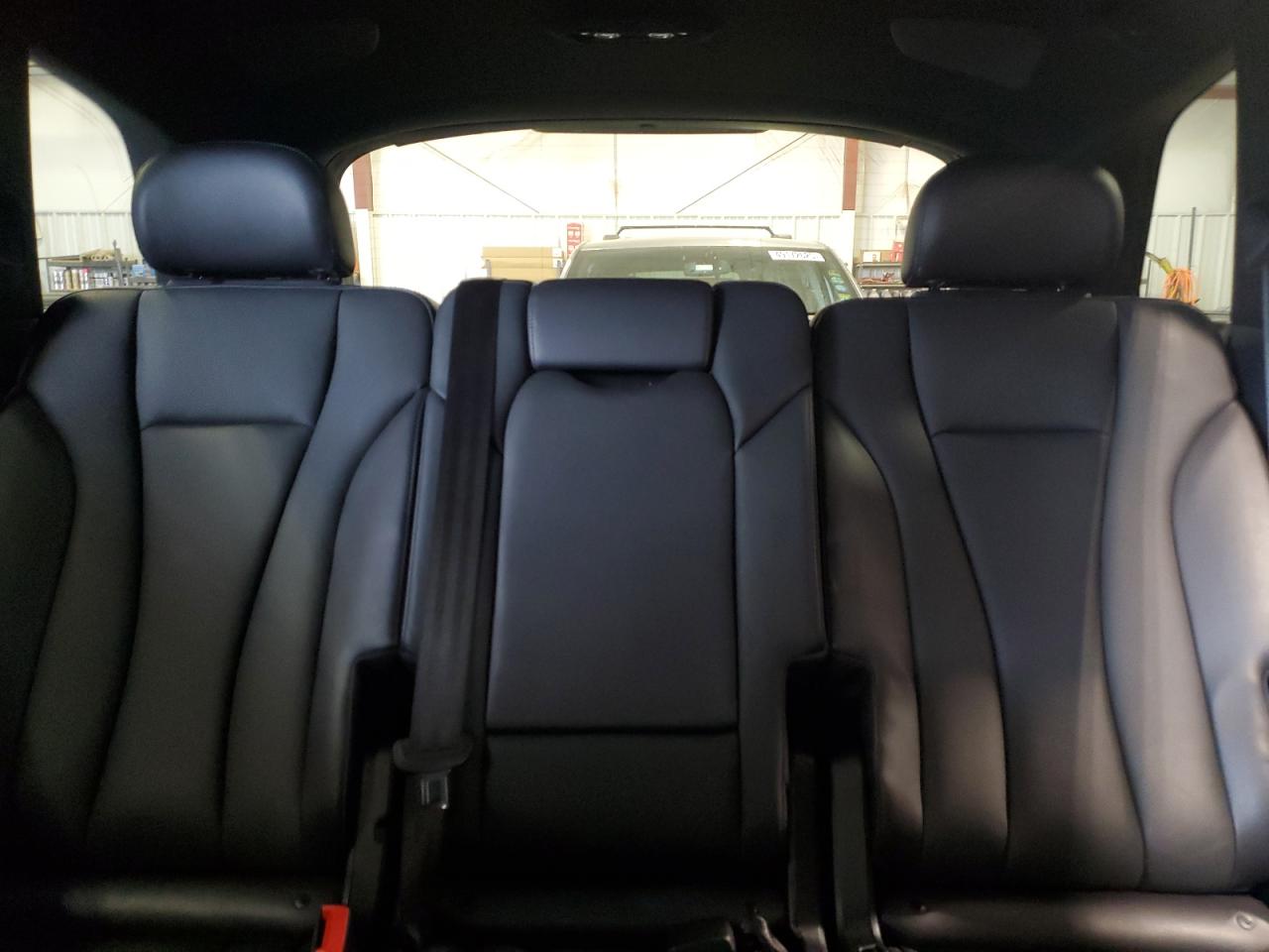 2017 Audi Q7 - Image 10