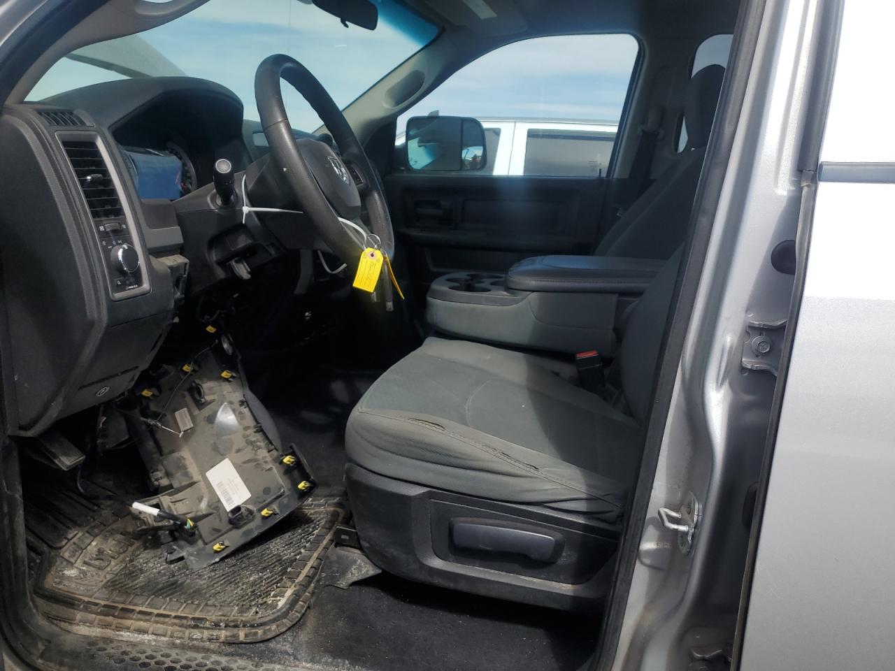 2014 RAM 1500 - Image 7