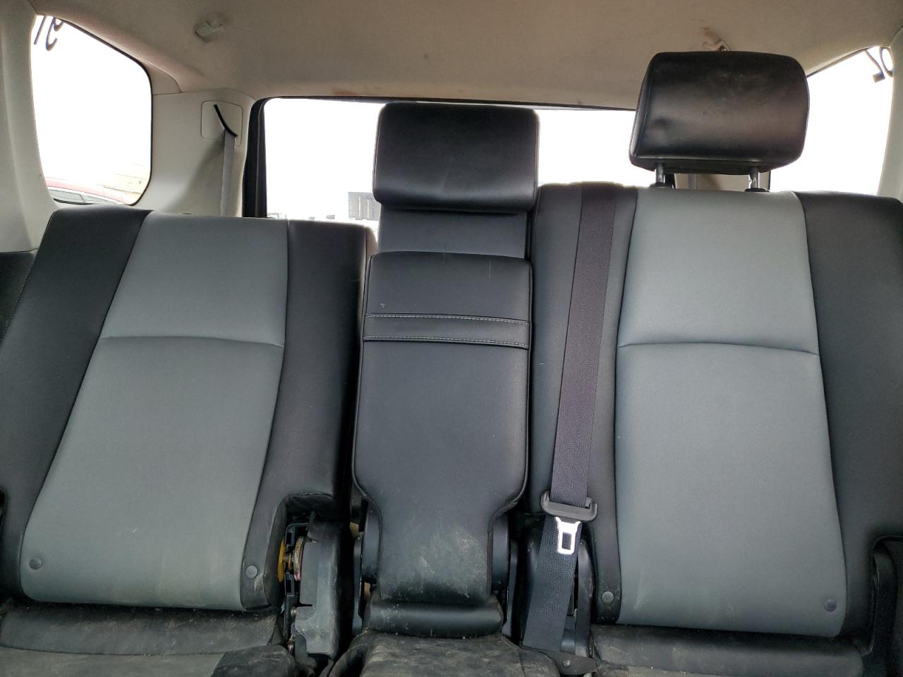 2016 Toyota 4Runner - Image 10