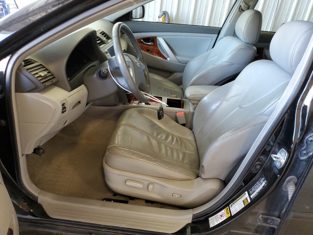 2011 Toyota Camry - Image 7