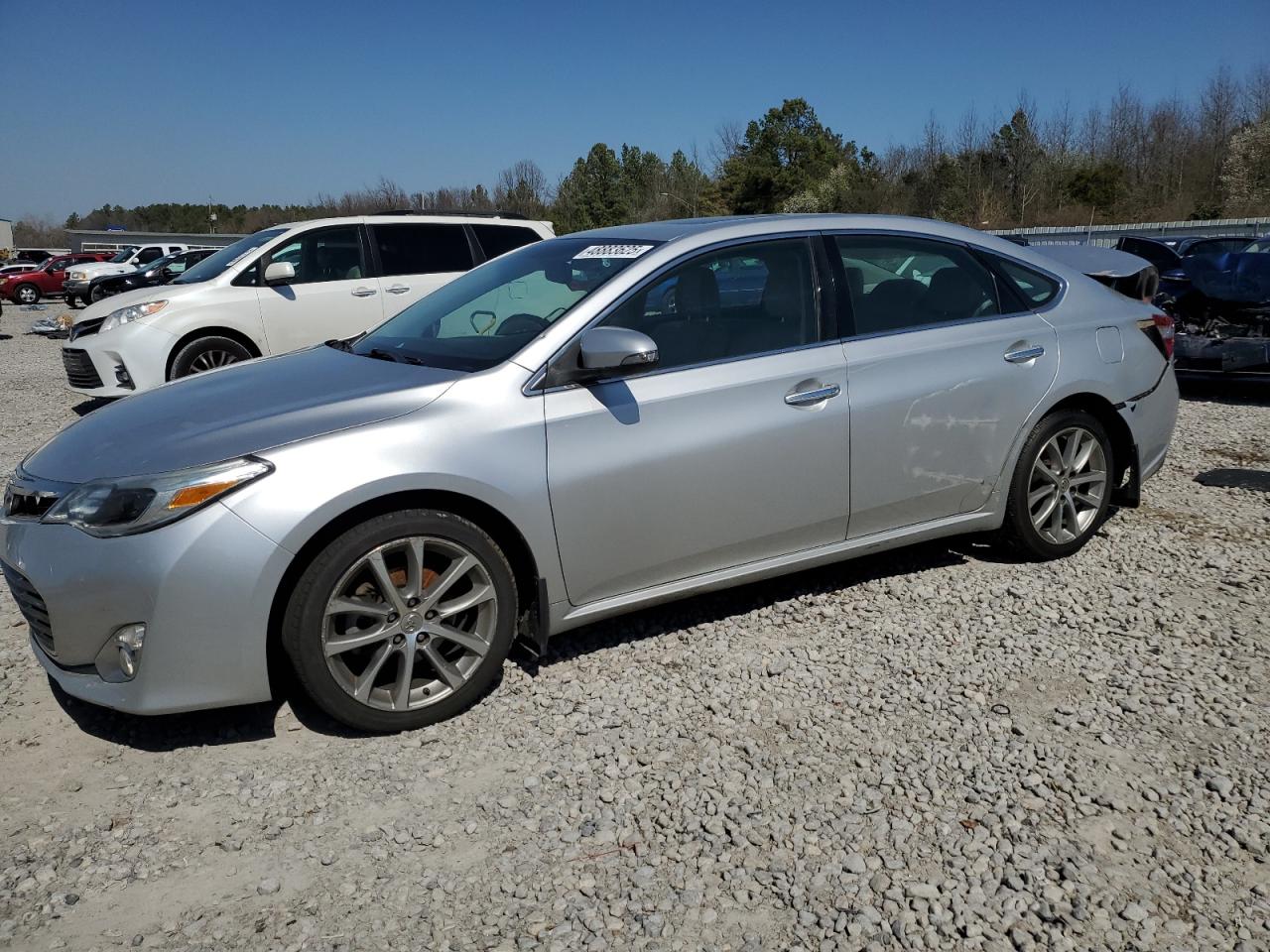 2014 Toyota Avalon - Image 1