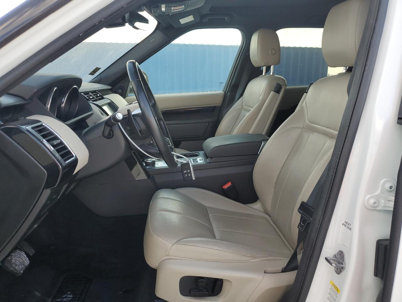 2019 Land Rover Discovery - Image 7