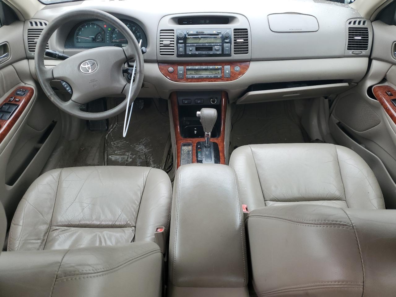 2002 Toyota Camry - Image 8
