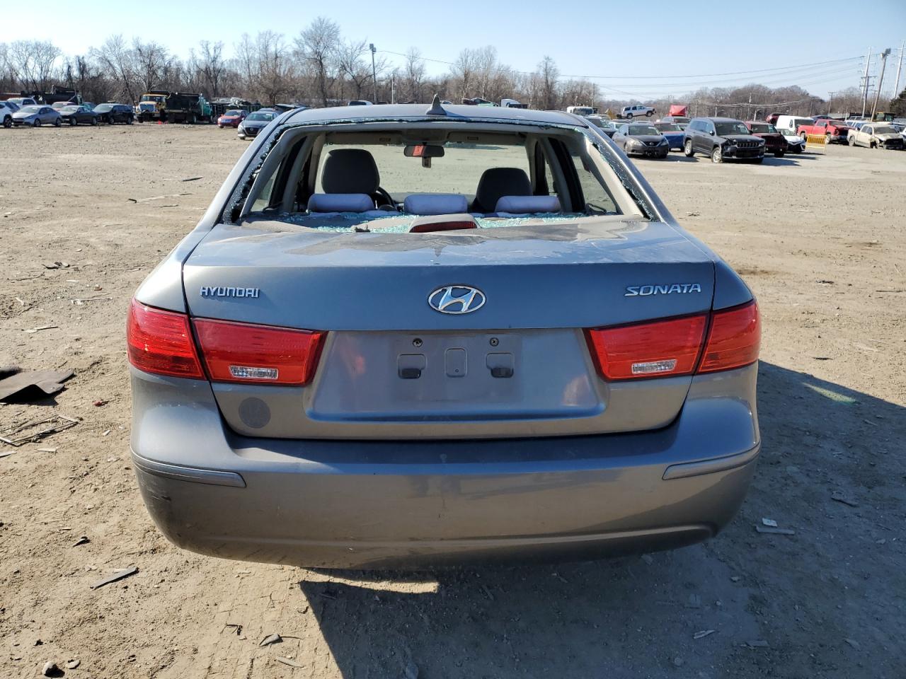 2009 Hyundai Sonata - Image 6