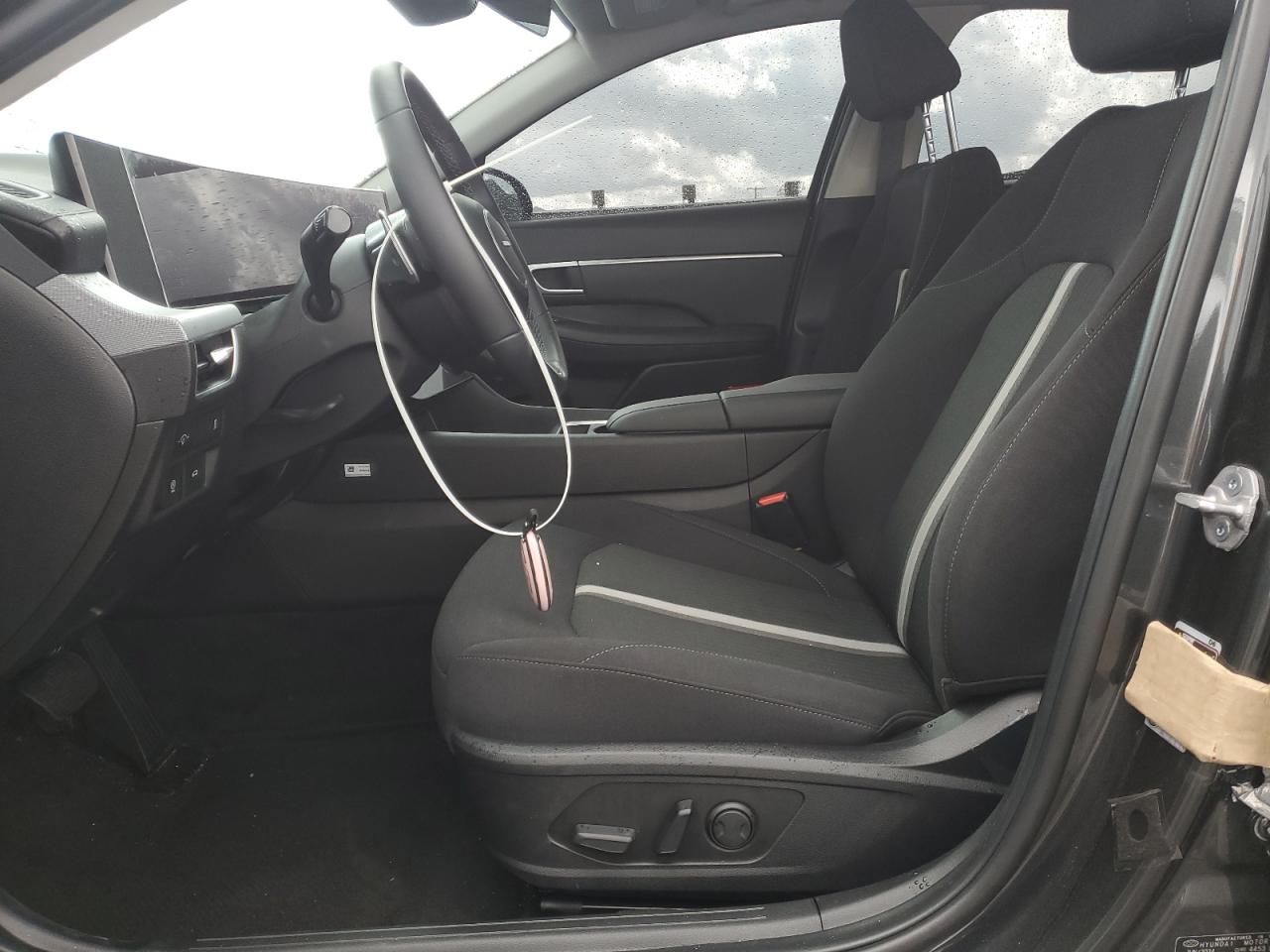 2024 Hyundai Sonata - Image 7