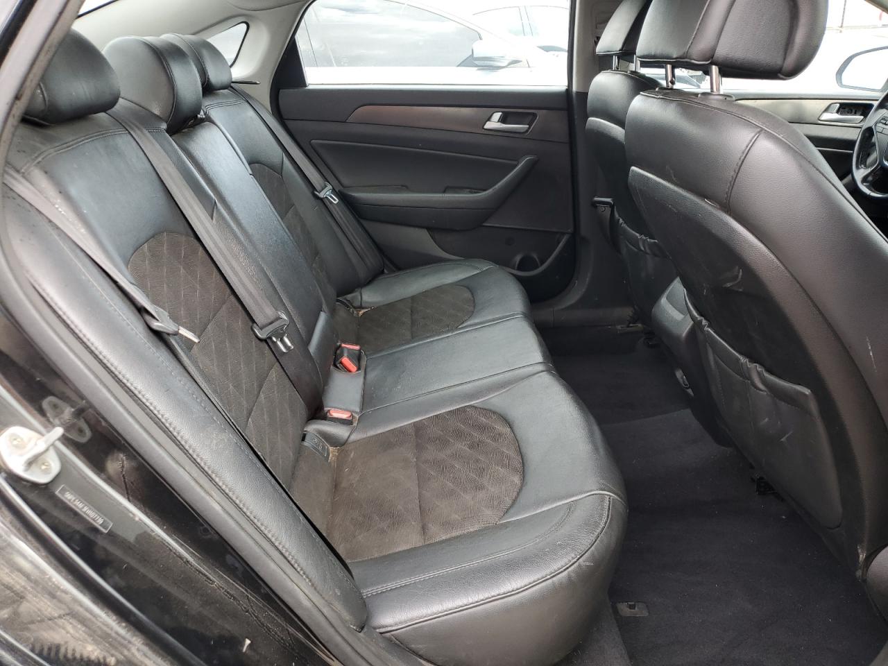 2015 Hyundai Sonata - Image 10