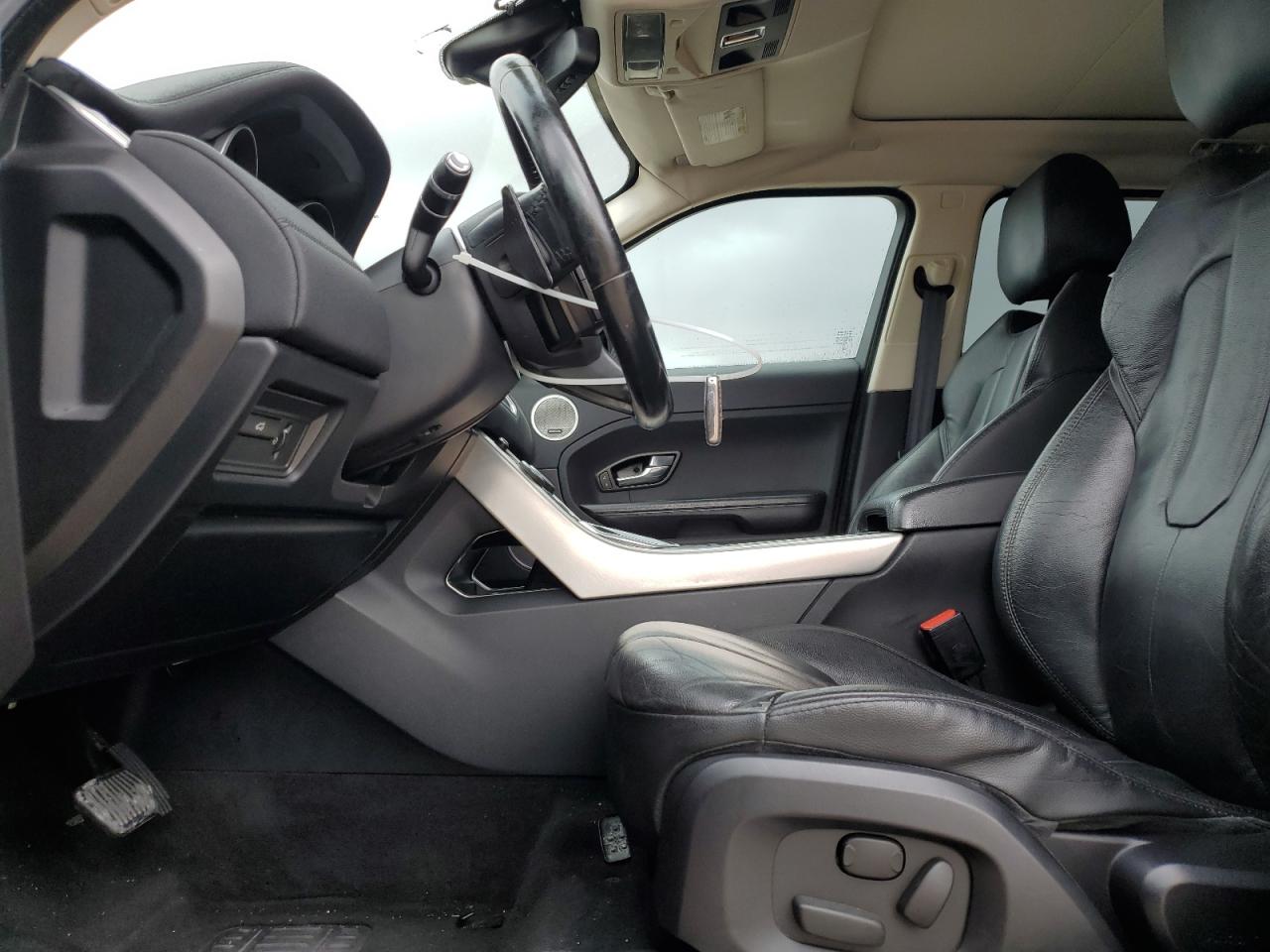 2012 Land Rover Range Rover - Image 7