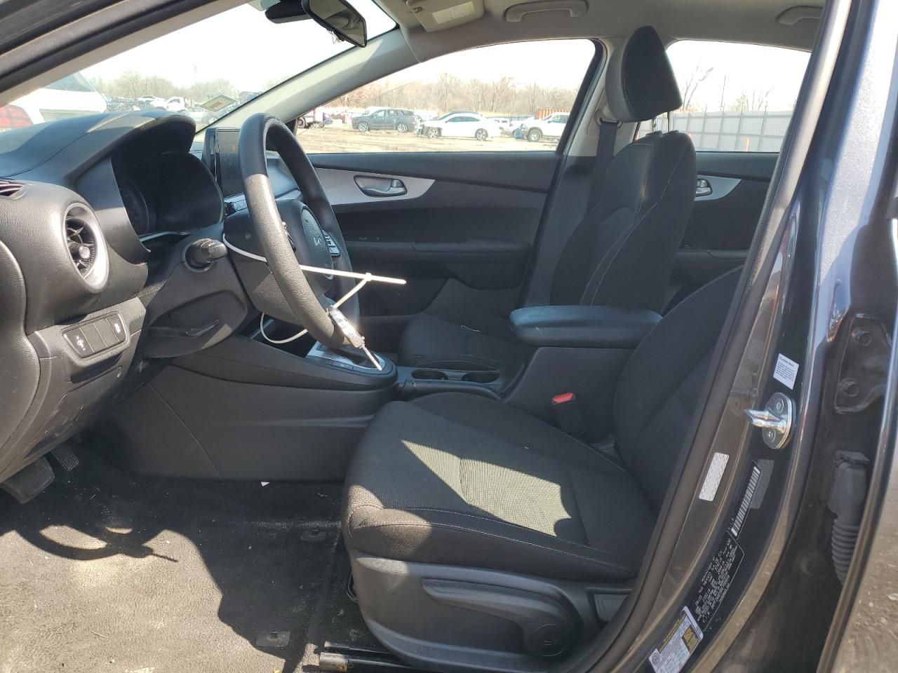 2024 Kia Forte Lx VIN: 3KPF24AD5RE700856 Lot: 50420835