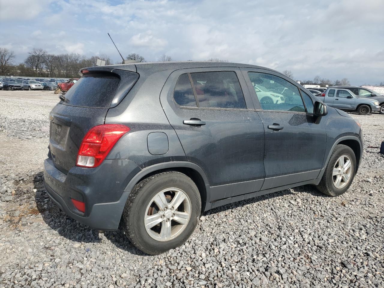 2019 Chevrolet Trax - Image 3