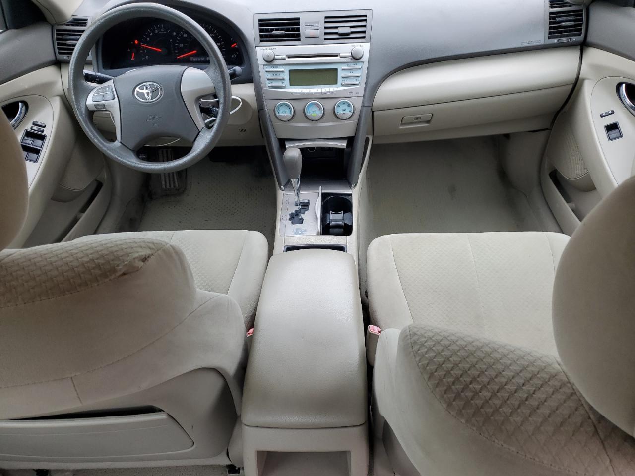 2009 Toyota Camry - Image 8