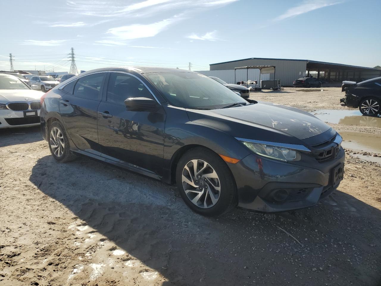 2018 Honda Civic - Image 4