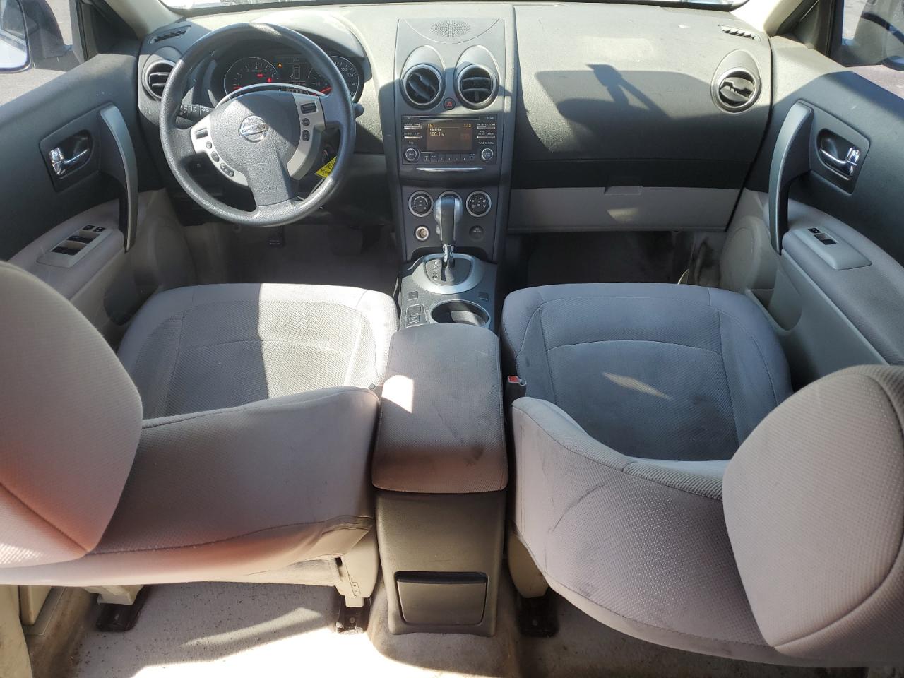 2012 Nissan Rogue - Image 8