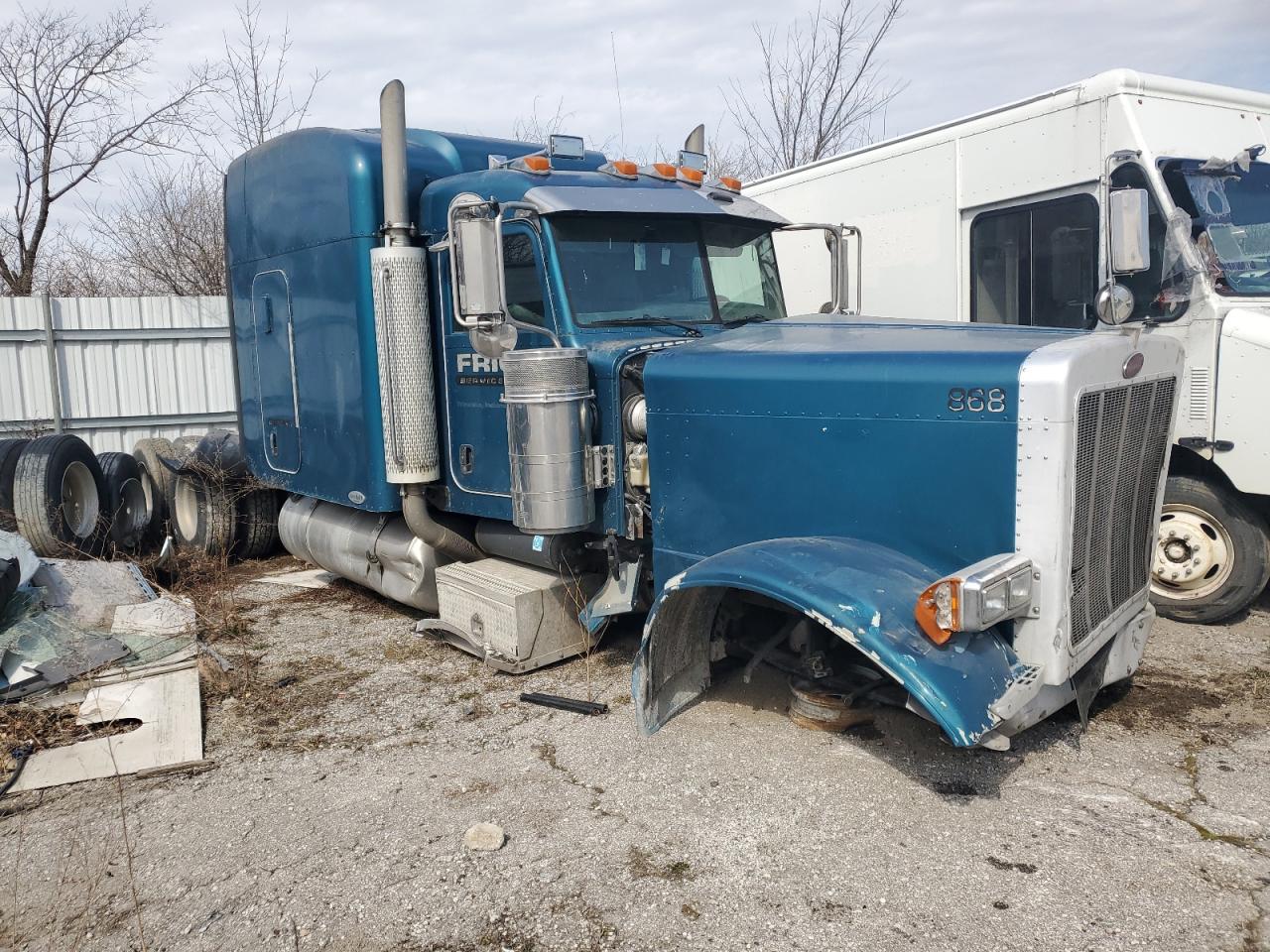 2005 Peterbilt 379 Semi Truck de vânzare în Fort Wayne, IN - All Over