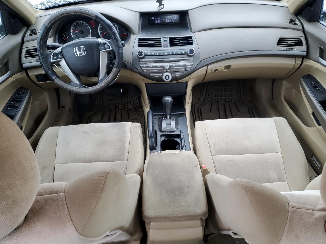 2010 Honda Accord - Image 8