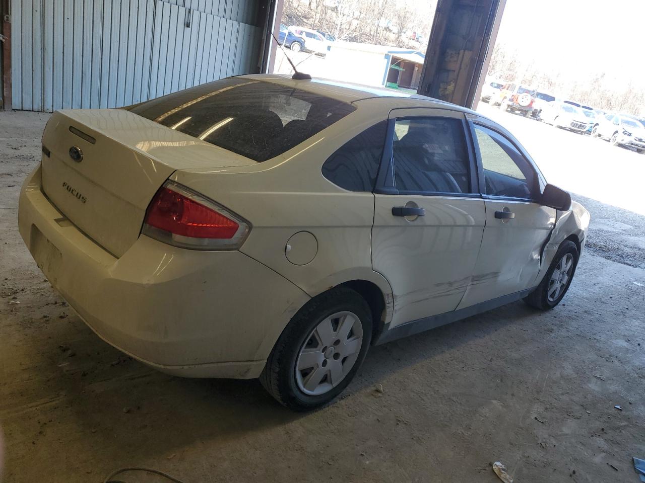 2010 Ford Focus - Image 3