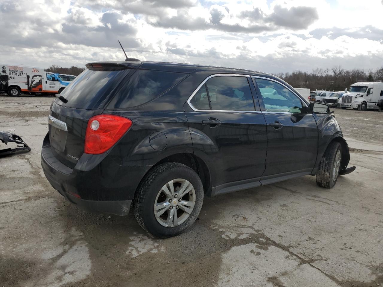 2015 Chevrolet Equinox - Image 3