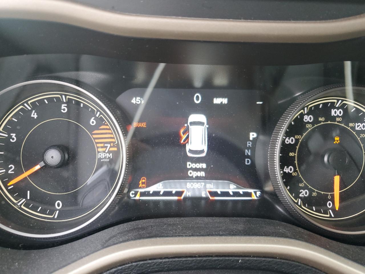 2018 Jeep Grand Cherokee - Image 9