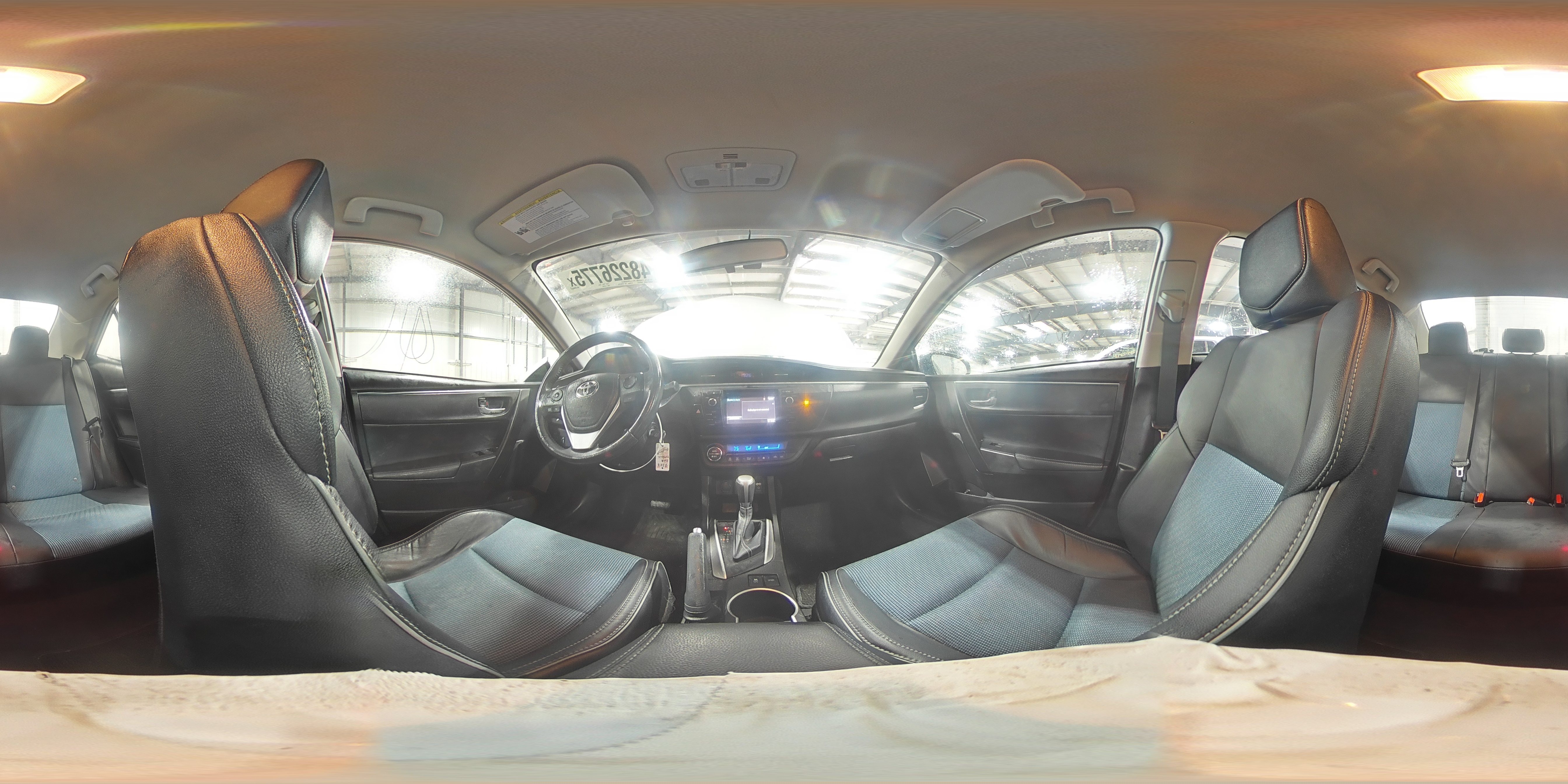 2014 Toyota Corolla - Image 15