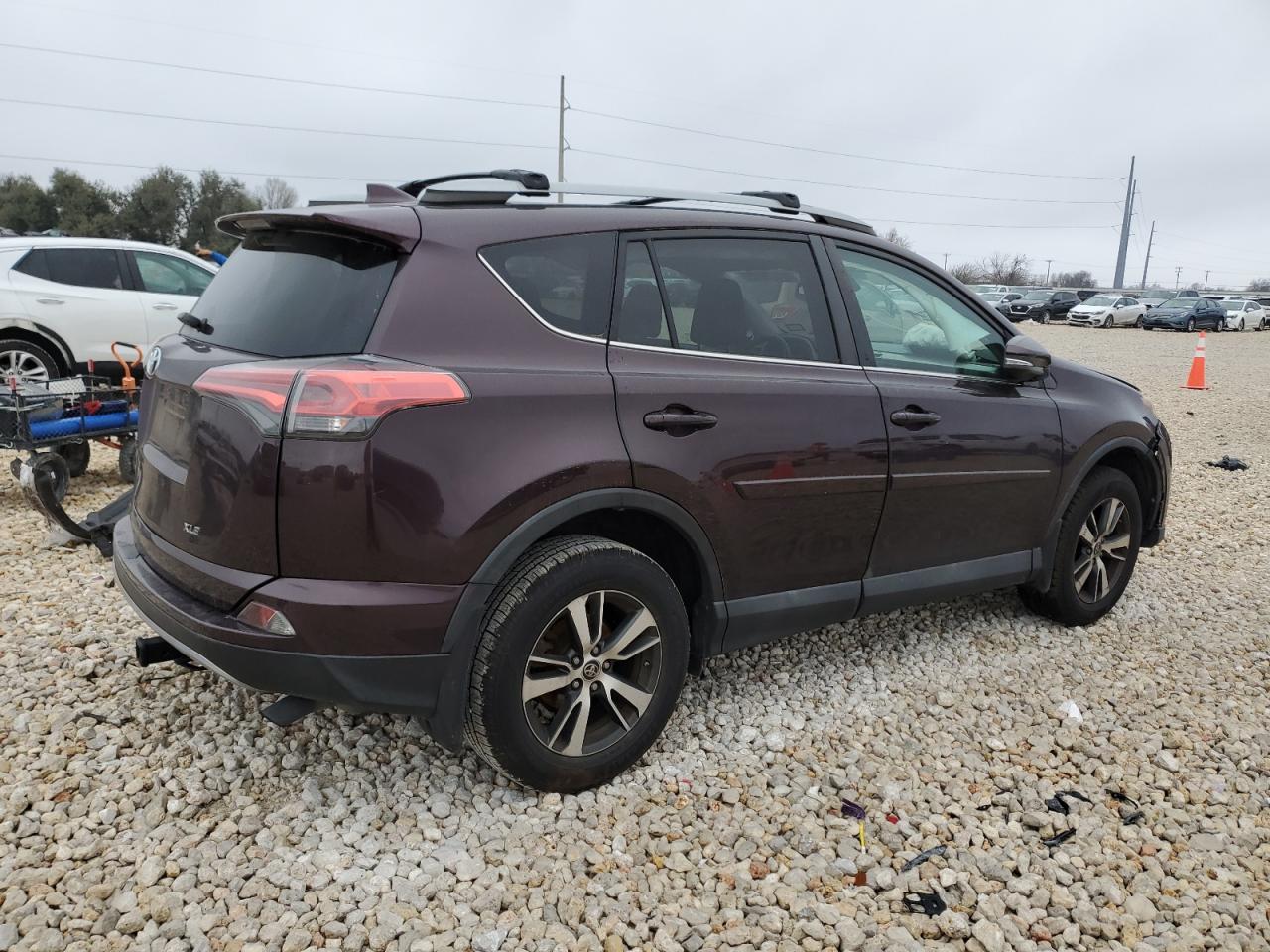 2018 Toyota RAV 4 - Image 3