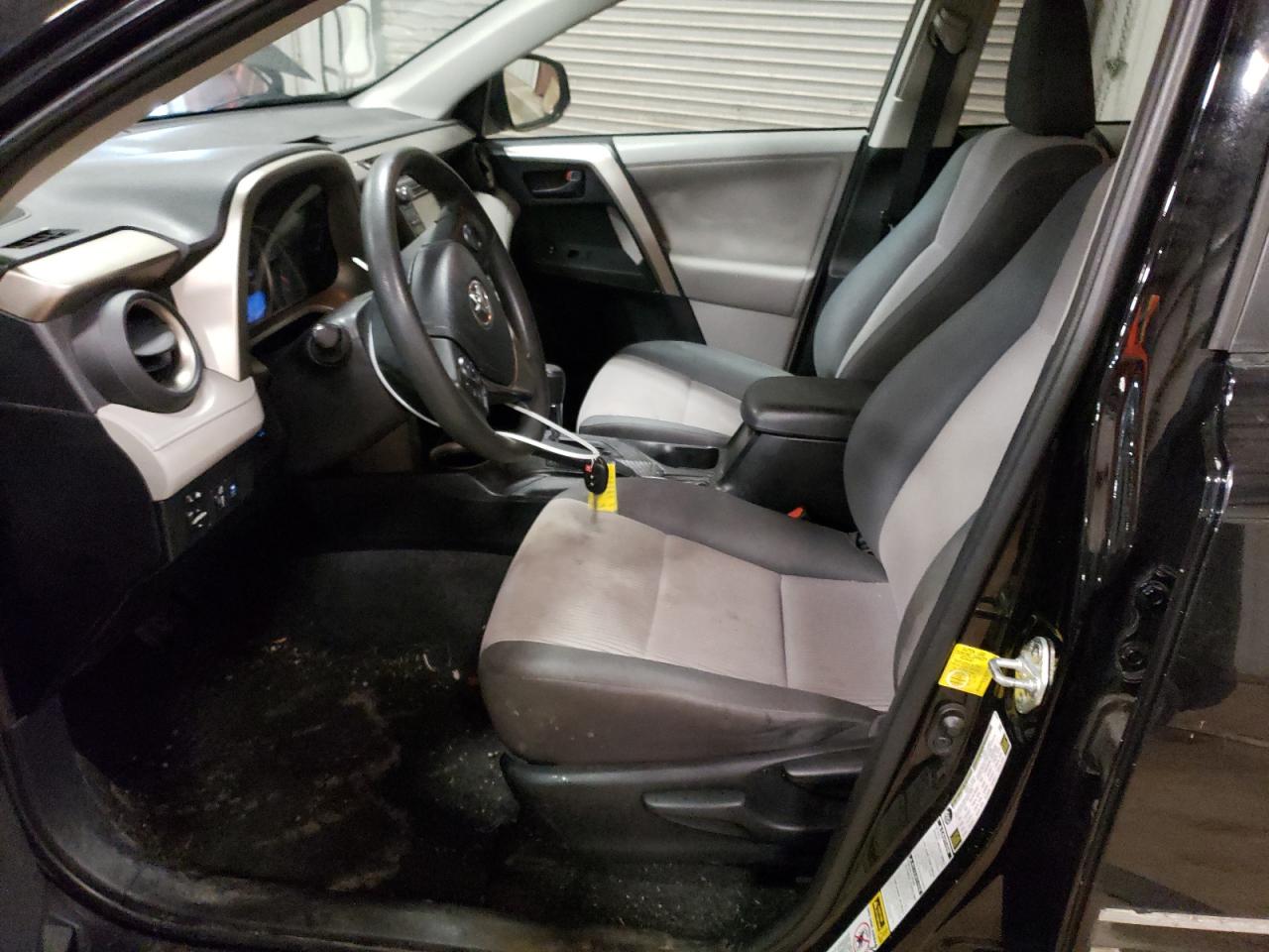 2013 Toyota RAV 4 - Image 7